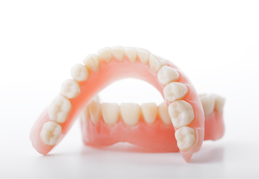 Acrylic Dentures